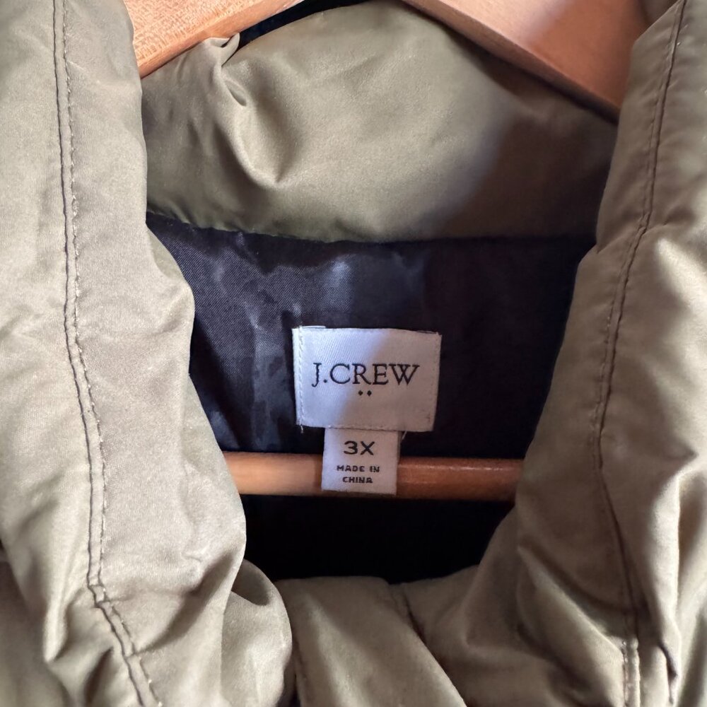 J. Crew Women's Olive Puffer Coat - Plus Size - Picture 2 of 4